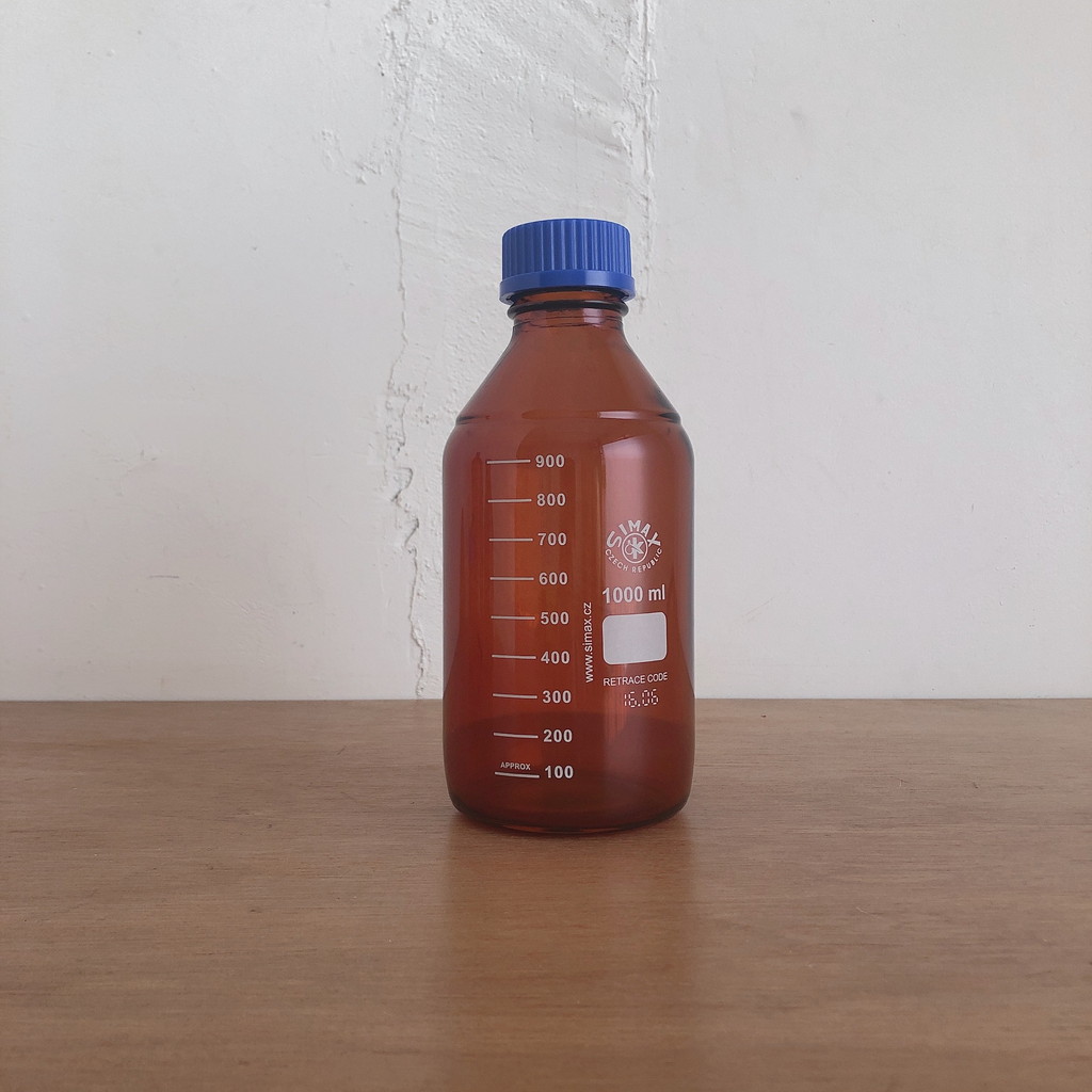 SIMAX ねじ口瓶 1000mL 茶 / ストレージボトル / メディウム瓶 青キャップ